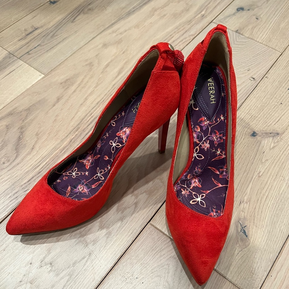 VEERAH brand Red faux suede pumps